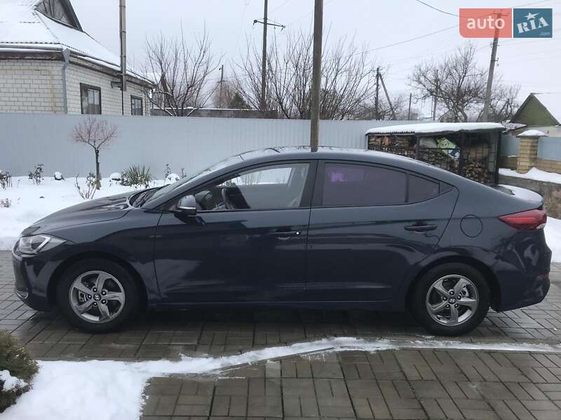 Седан Hyundai Avante 2015 в Каменке фото 5 Седан Hyundai Avante 2015 в Каменке