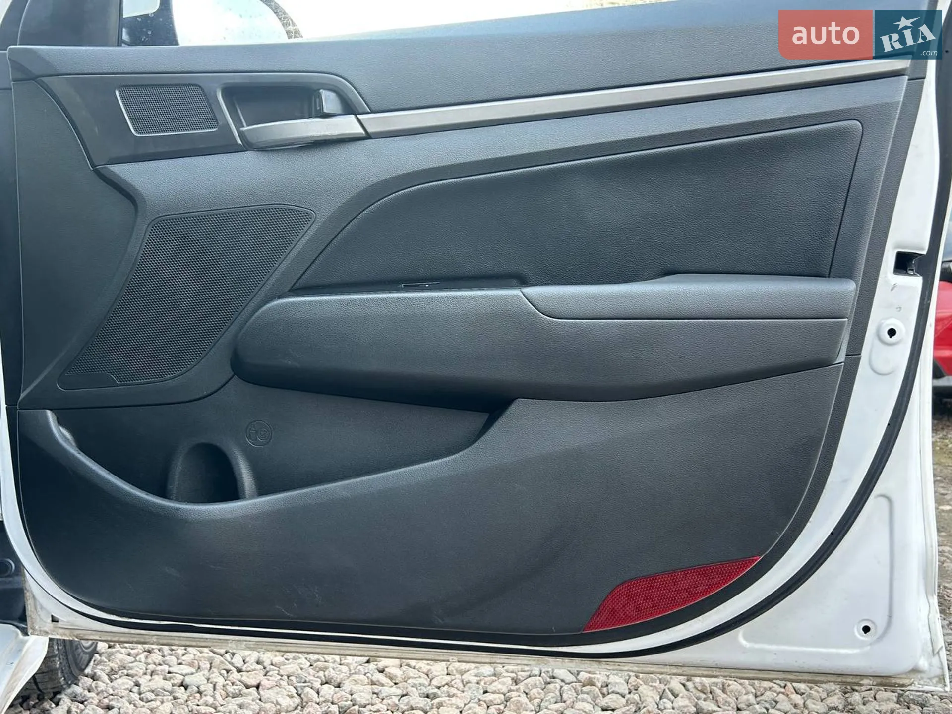 2016 Hyundai Avante - мініатюра 27