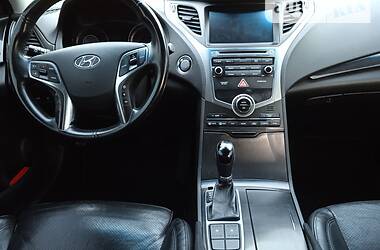 Седан Hyundai Azera 2014 в Гайвороне