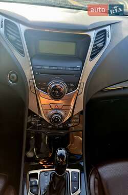 Седан Hyundai Azera 2012 в Одессе