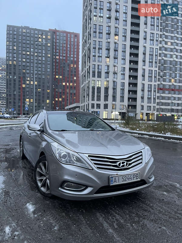 Седан Hyundai Azera 2011 в Києві