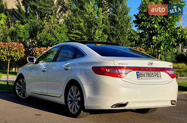 Седан Hyundai Azera 2011 в 