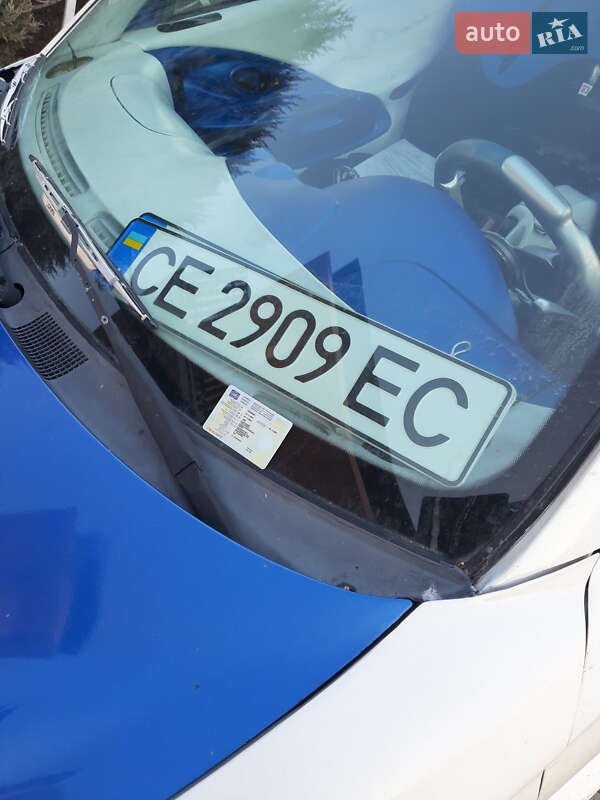 Купе Hyundai Coupe 1999 в Чернівцях