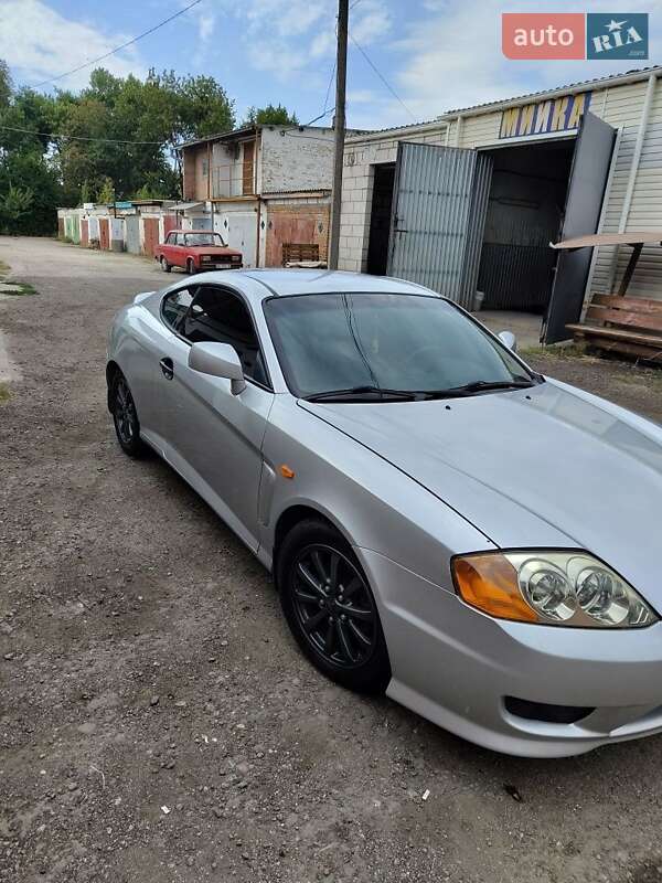 Купе Hyundai Coupe 2002 в Ракитном