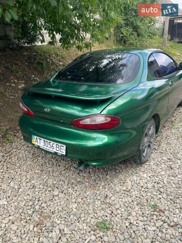 Купе Hyundai Coupe 1997 в Калуше
