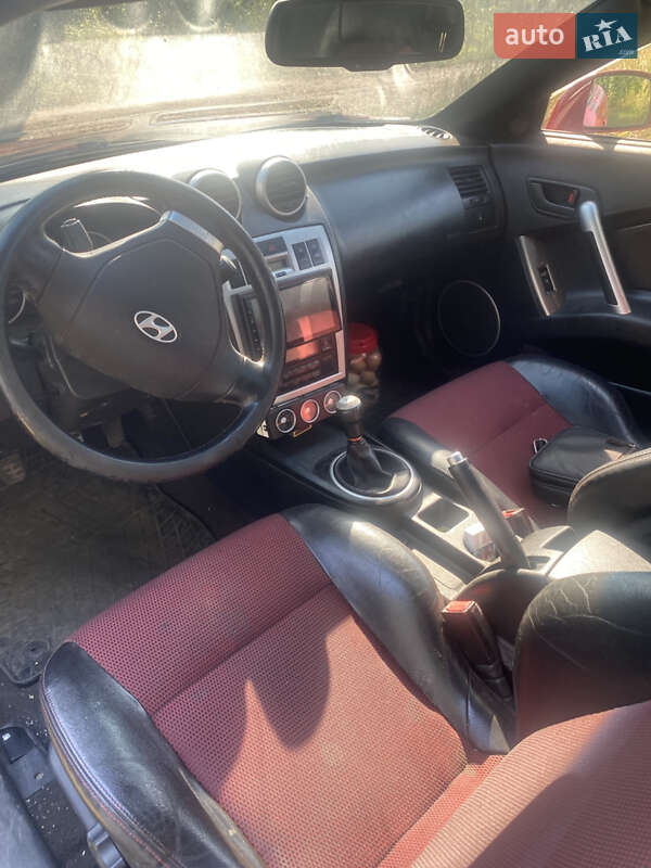 Купе Hyundai Coupe 2005 в Смілі