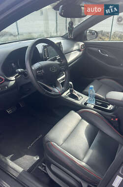 Хэтчбек Hyundai Elantra GT 2017 в 