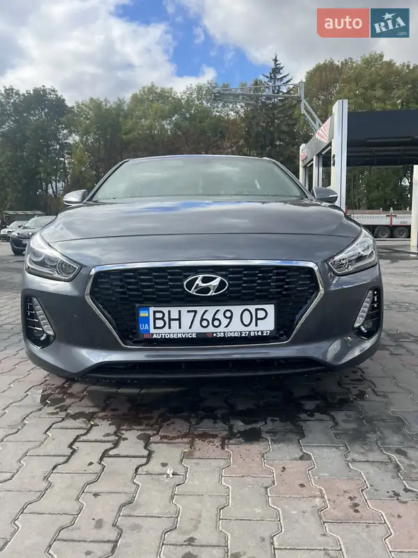 Hyundai Elantra GT