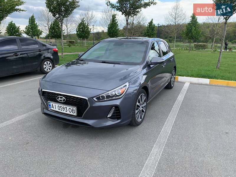 Hyundai Elantra GT 2017