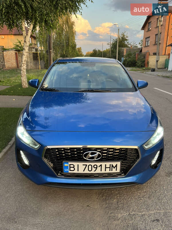 Хэтчбек Hyundai Elantra GT 2017 в Кременчуге