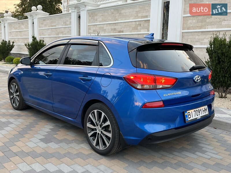 Хэтчбек Hyundai Elantra GT 2017 в Кременчуге
