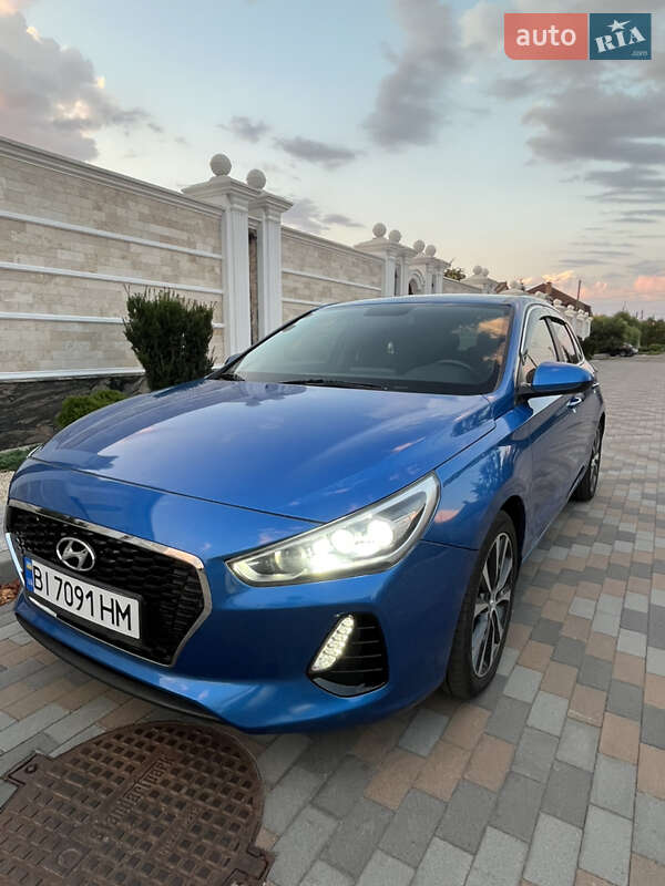 Хэтчбек Hyundai Elantra GT 2017 в Кременчуге