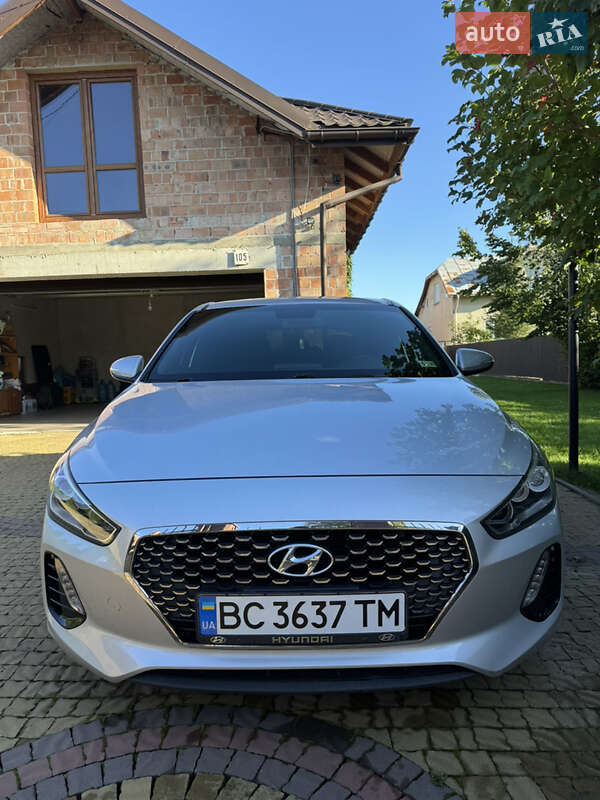 Hyundai Elantra GT 2017