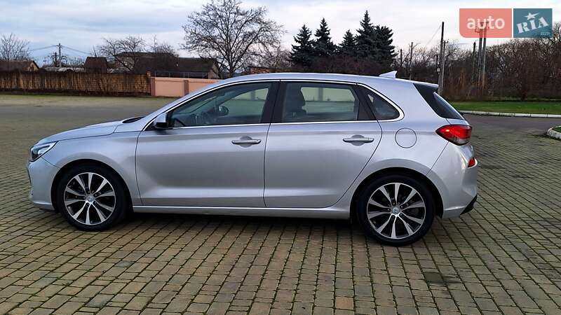 Хетчбек Hyundai Elantra GT 2017 в Одесі