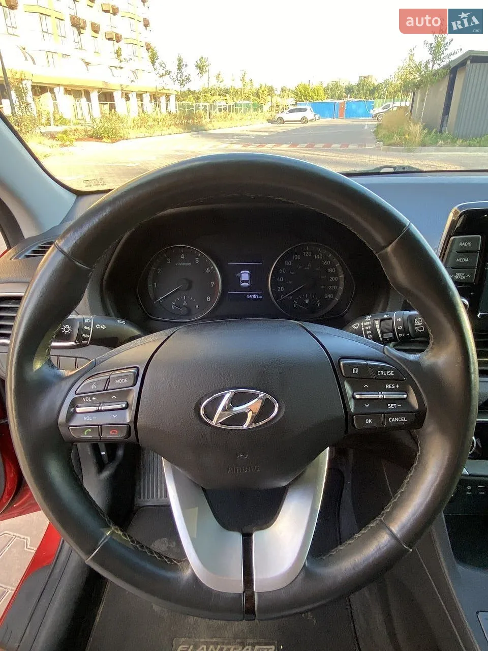 2019 Hyundai Elantra - мініатюра 9