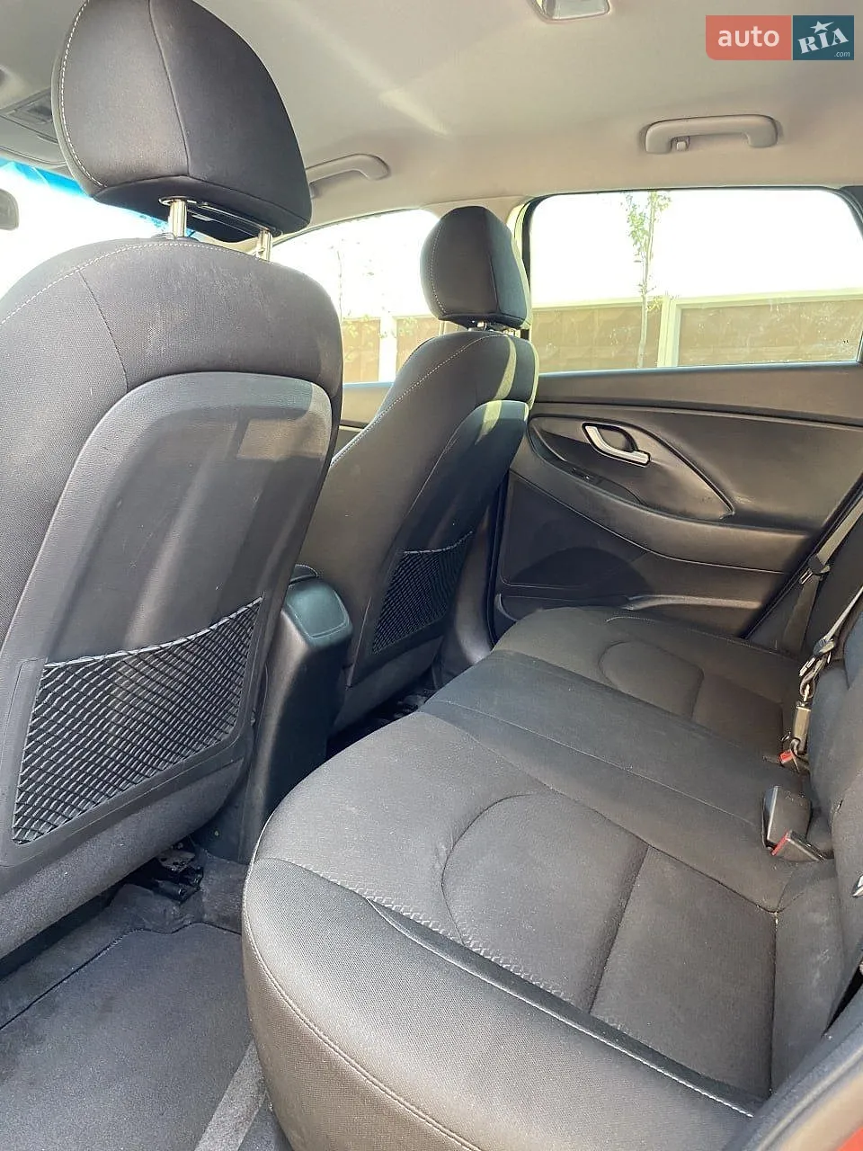 2019 Hyundai Elantra - мініатюра 12