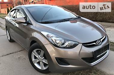 Седан Hyundai Elantra 2013 в Харькове