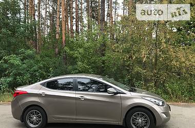 Седан Hyundai Elantra 2012 в Киеве