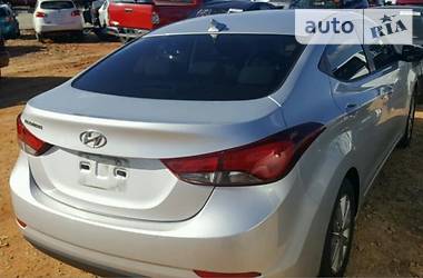 Седан Hyundai Elantra 2015 в Ровно