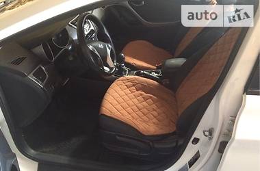 Седан Hyundai Elantra 2011 в 