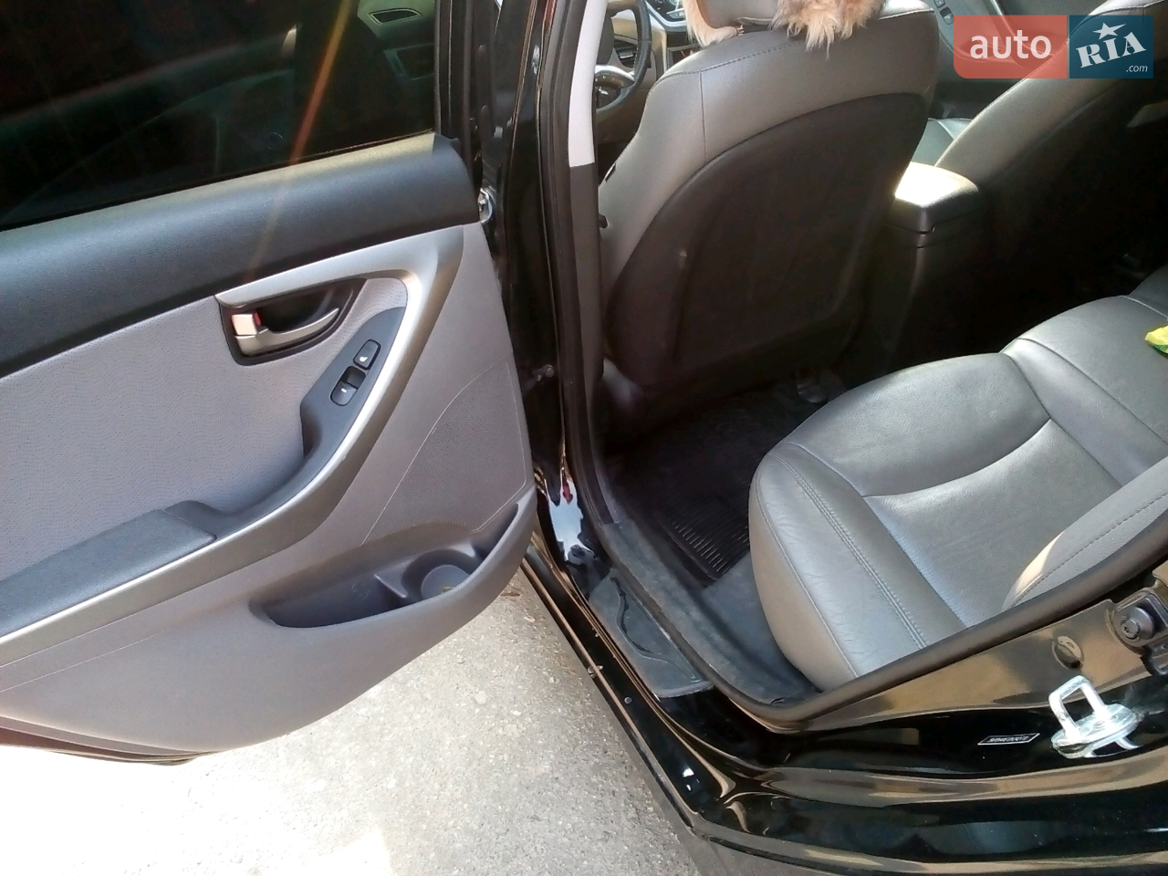 2012 Hyundai Elantra - мініатюра 8