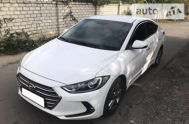 Седан Hyundai Elantra 2018 в Николаеве