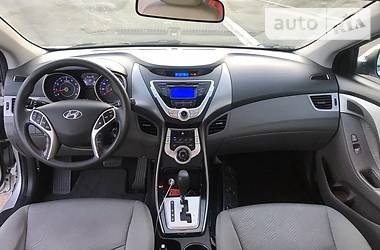 Седан Hyundai Elantra 2011 в Броварах