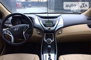 Седан Hyundai Elantra 2011 в Києві