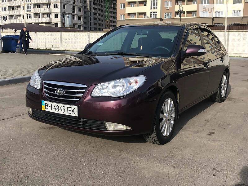 Седан Hyundai Elantra 2010 в Одессе