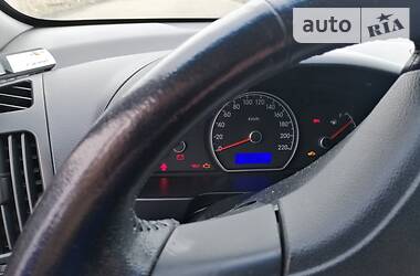 Седан Hyundai Elantra 2010 в 