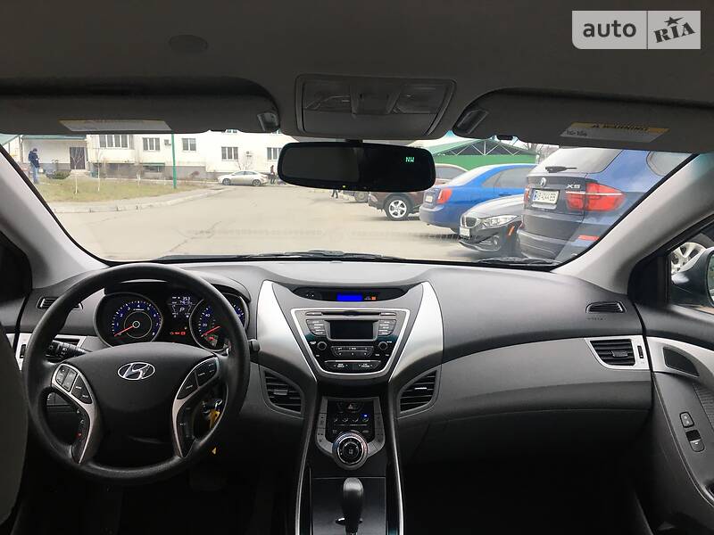 Седан Hyundai Elantra 2012 в Вінниці
