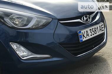 Седан Hyundai Elantra 2014 в 