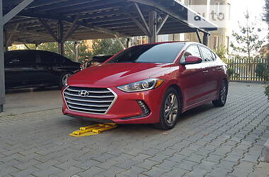 Седан Hyundai Elantra 2016 в 