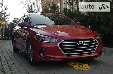 Седан Hyundai Elantra 2016 в 