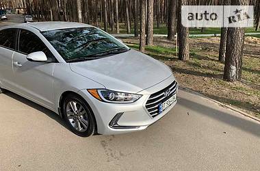 Седан Hyundai Elantra 2016 в 