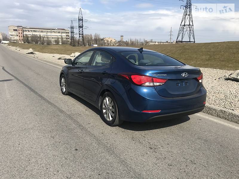 Седан Hyundai Elantra 2014 в Дніпрі
