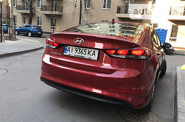 Седан Hyundai Elantra 2016 в 