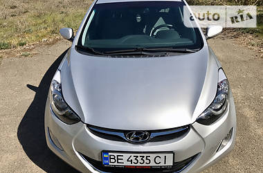 Седан Hyundai Elantra 2012 в 
