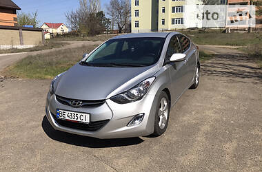 Седан Hyundai Elantra 2012 в 