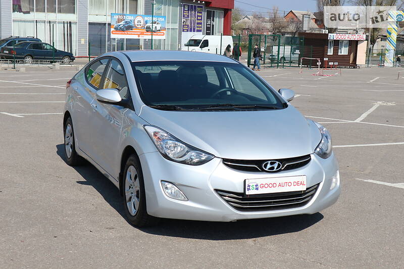 Седан Hyundai Elantra 2013 в Харкові