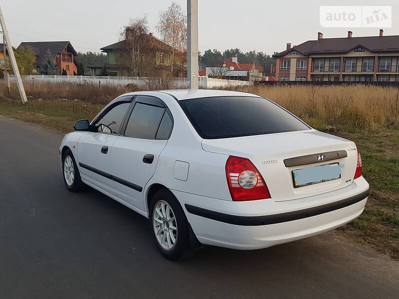 Седан Hyundai Elantra 2005 в Киеве