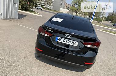 Седан Hyundai Elantra 2014 в 