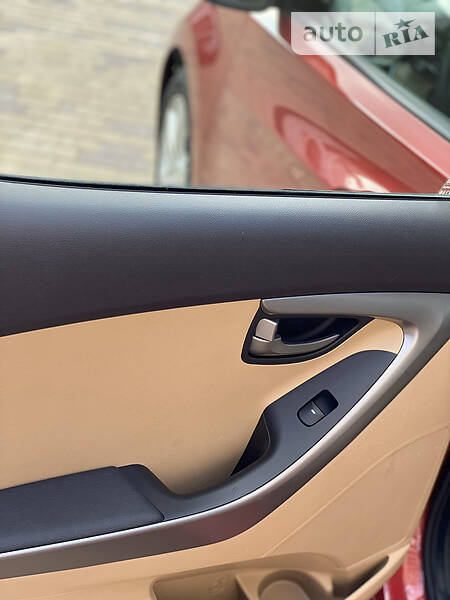 Седан Hyundai Elantra 2012 в Вінниці