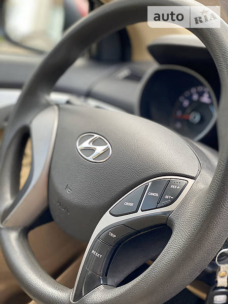 Седан Hyundai Elantra 2012 в Вінниці