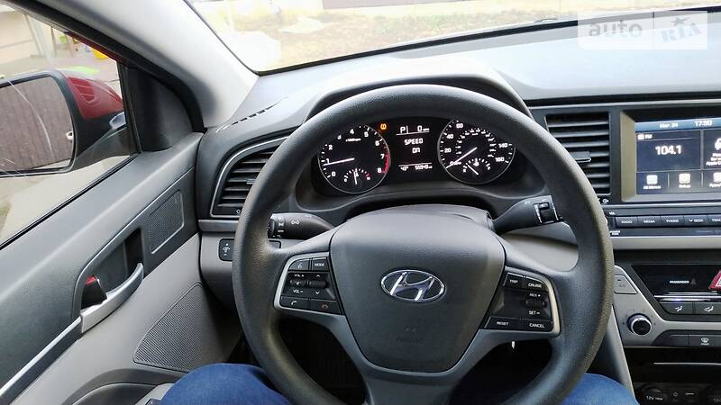 Седан Hyundai Elantra 2016 в Вінниці
