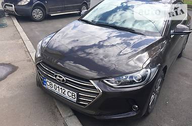 Седан Hyundai Elantra 2018 в Киеве