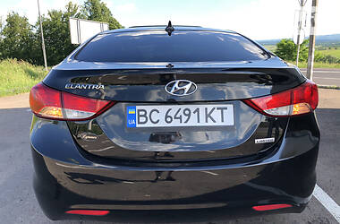 Седан Hyundai Elantra 2011 в Дрогобыче