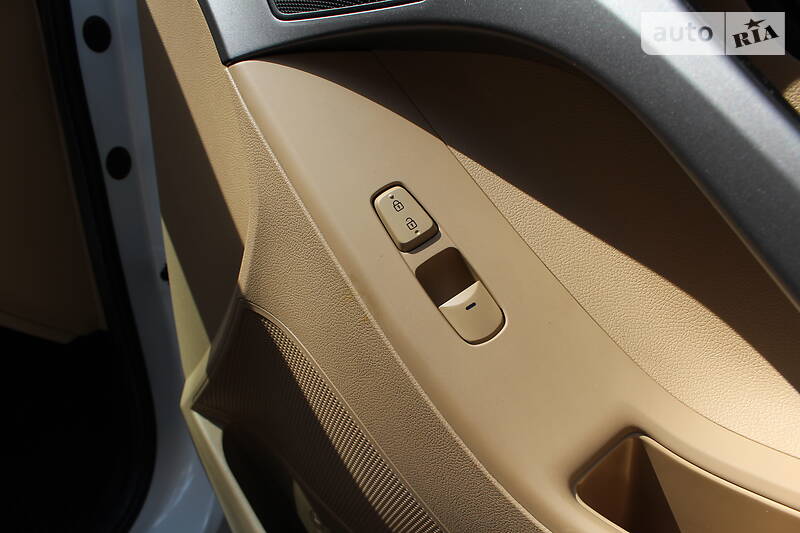 Седан Hyundai Elantra 2013 в Києві