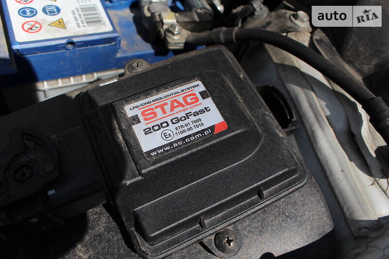 Седан Hyundai Elantra 2013 в Києві