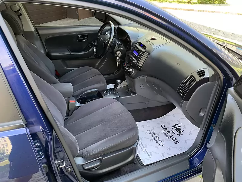 Седан Hyundai Elantra 2006 в 